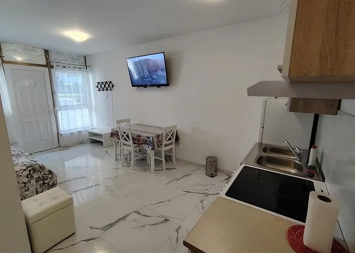 شقة Studio-apartman Ella بوريتش